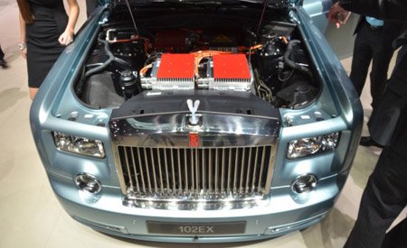 Rolls-Royce 102EX - вид спереди