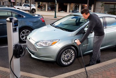2012 Ford Focus electric - быстрой зарядки не будет